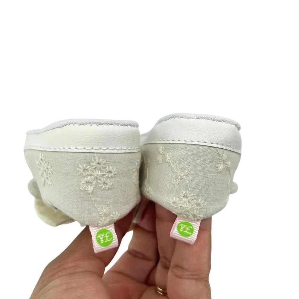 First Steps Baby Girl Floral Bow Soft Sole Shoes 6-9M Cream Embroidered - Picture 10 of 13